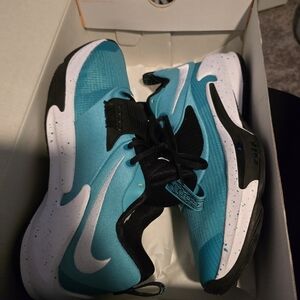 Nike Zoom Freak 3 TB Box in Peach